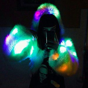 NWOT Light Up Cropped Fur Jacket